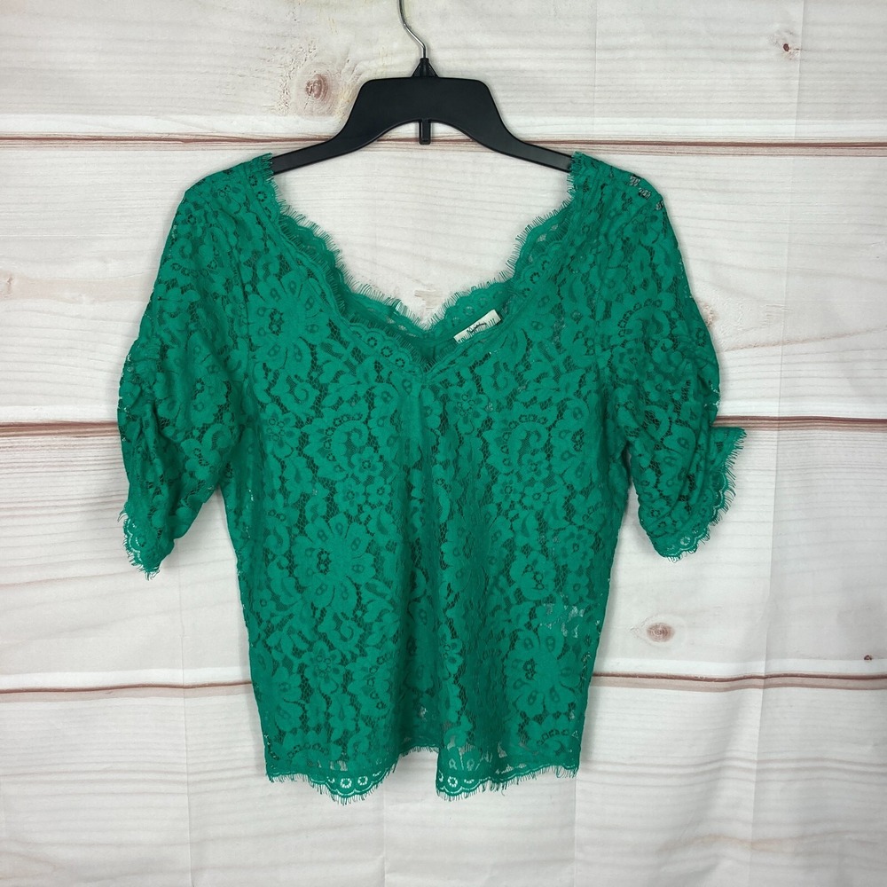 Joie Top Womens XS Green Lace Blouse‎ V-Neck Short Sleeve Sheer Scallop Trim